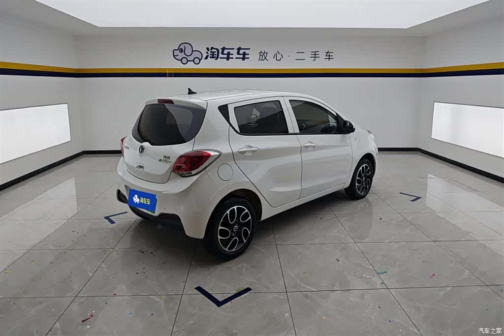 Changan E-Star, 2022 3