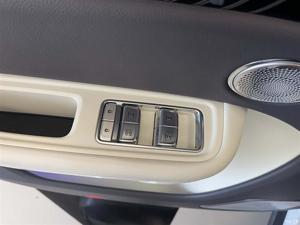 Hongqi E-HS9, 2022 21