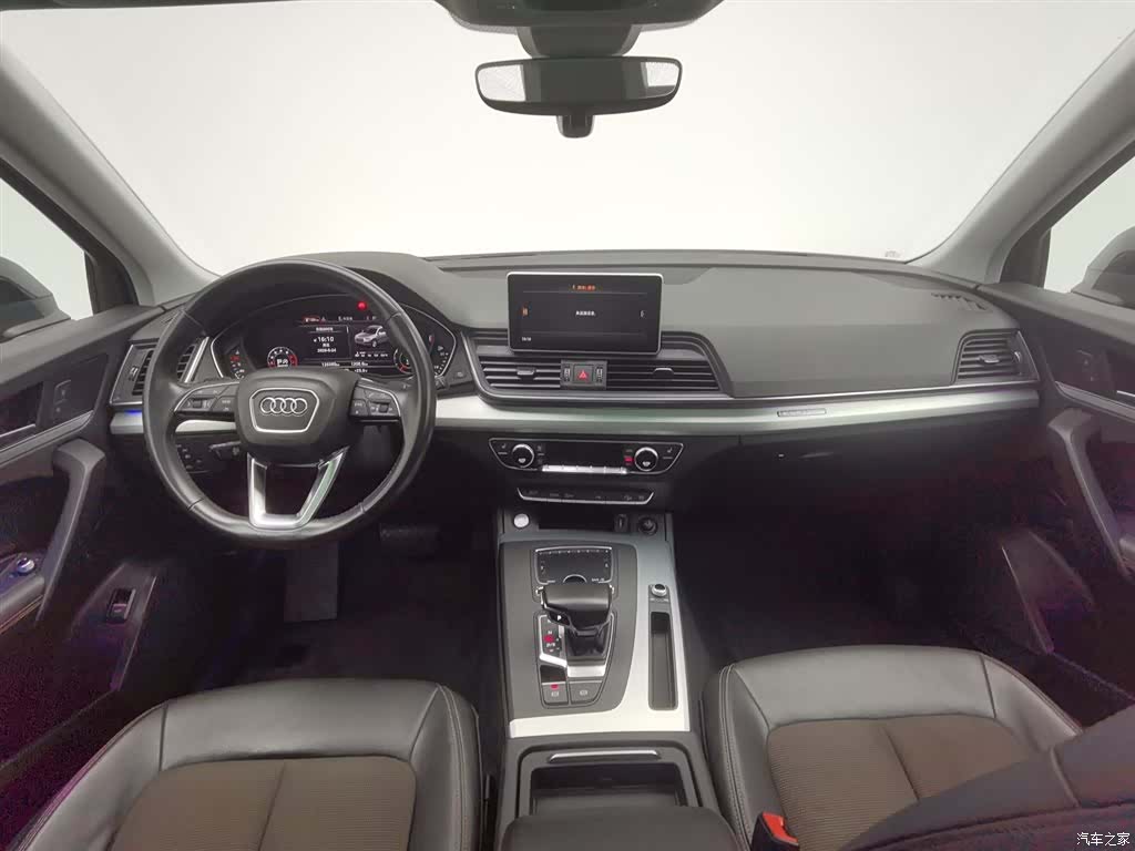 Audi Q5L, 2019 все фото