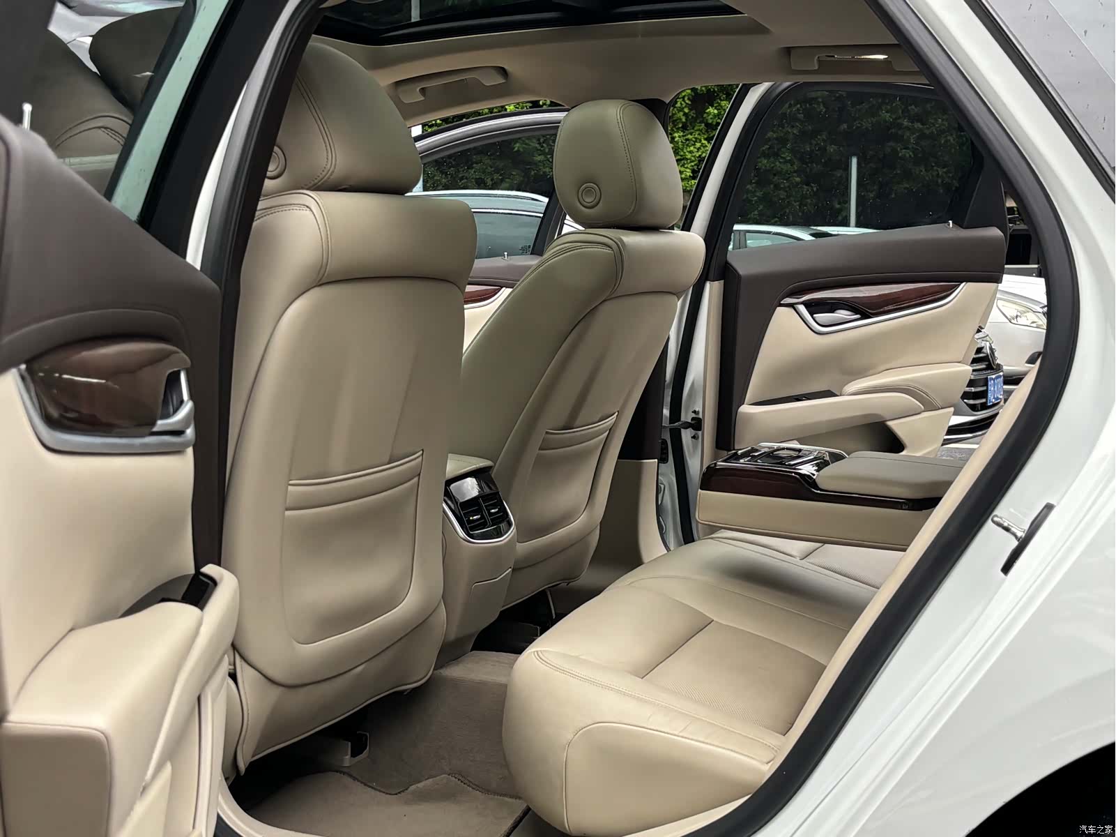Cadillac XTS, 2016 10