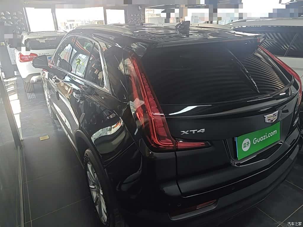 Cadillac XT4, 2021 все фото