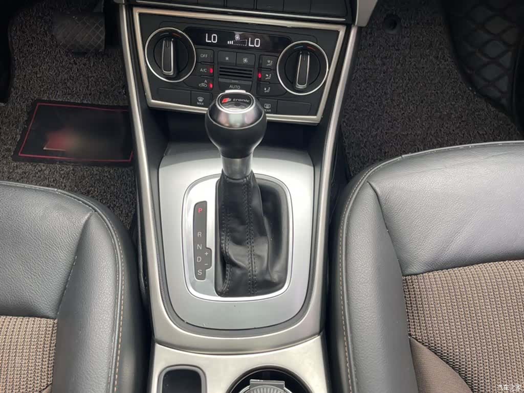 Audi Q3, 2017 12