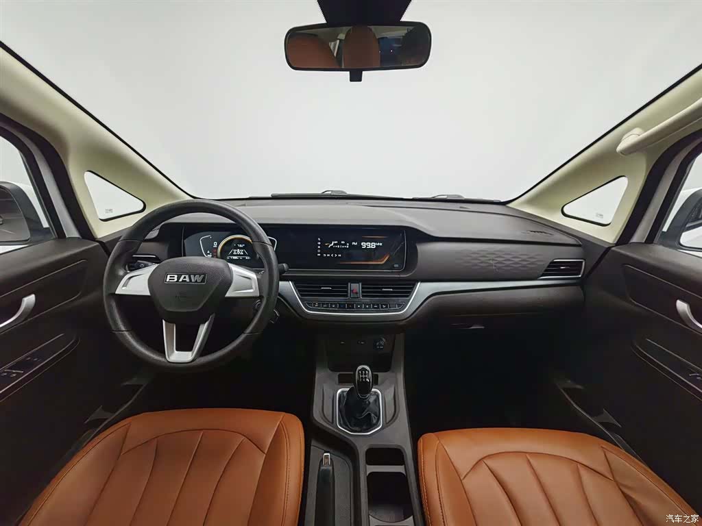 BAIC M7, 2024 все фото