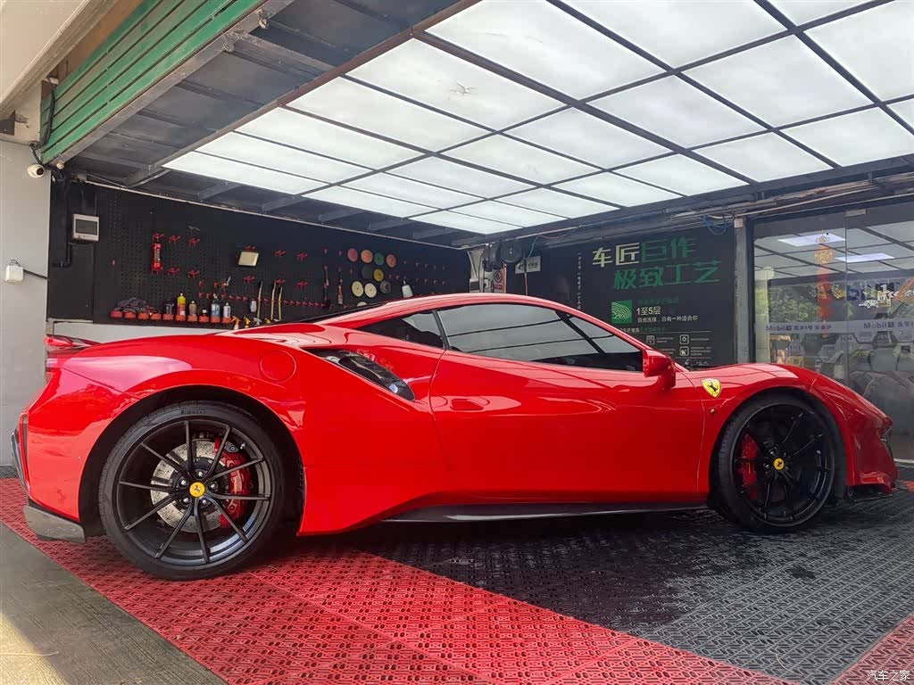 Ferrari 488, 2016 все фото