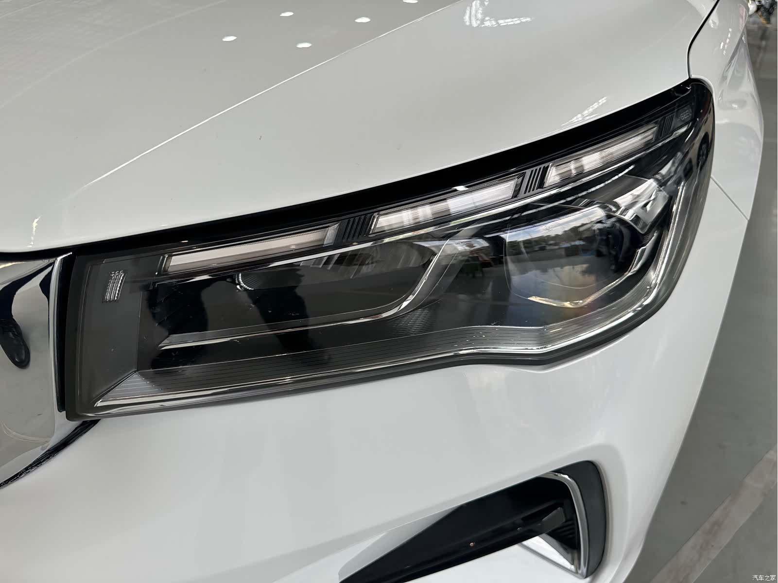 Geely Emgrand, 2022 28