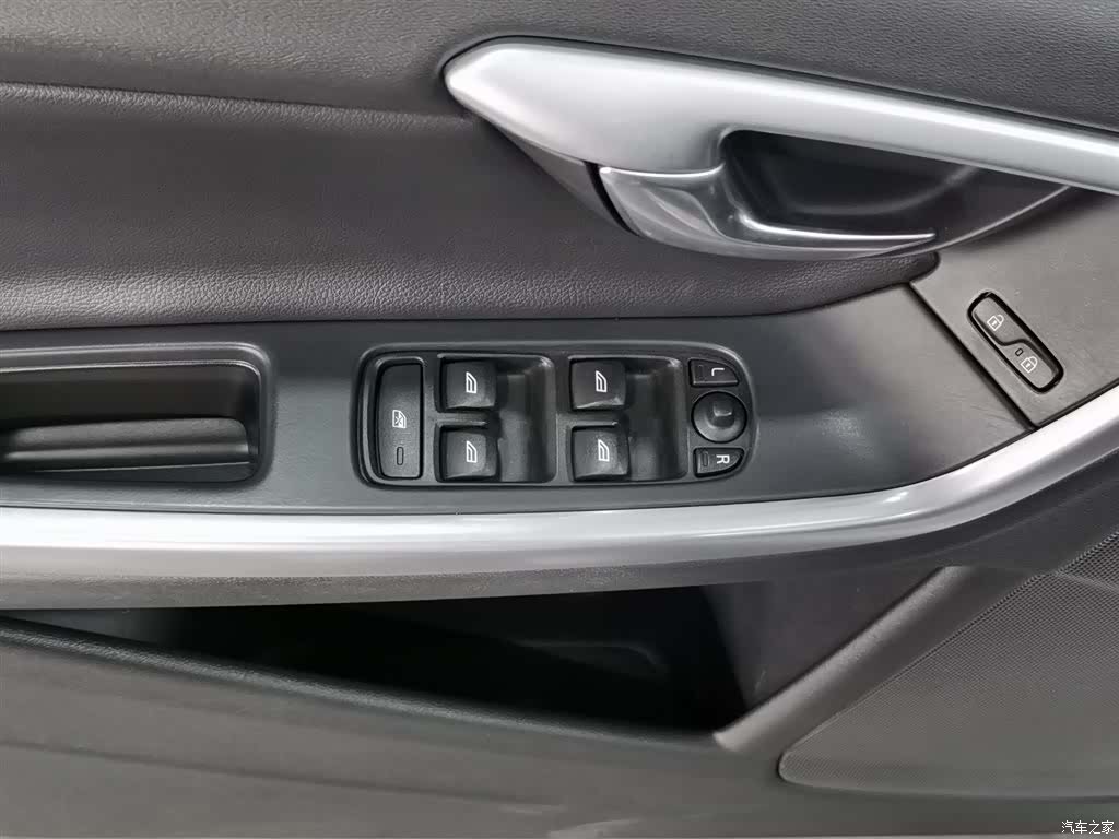 Volvo S60, 2015 9