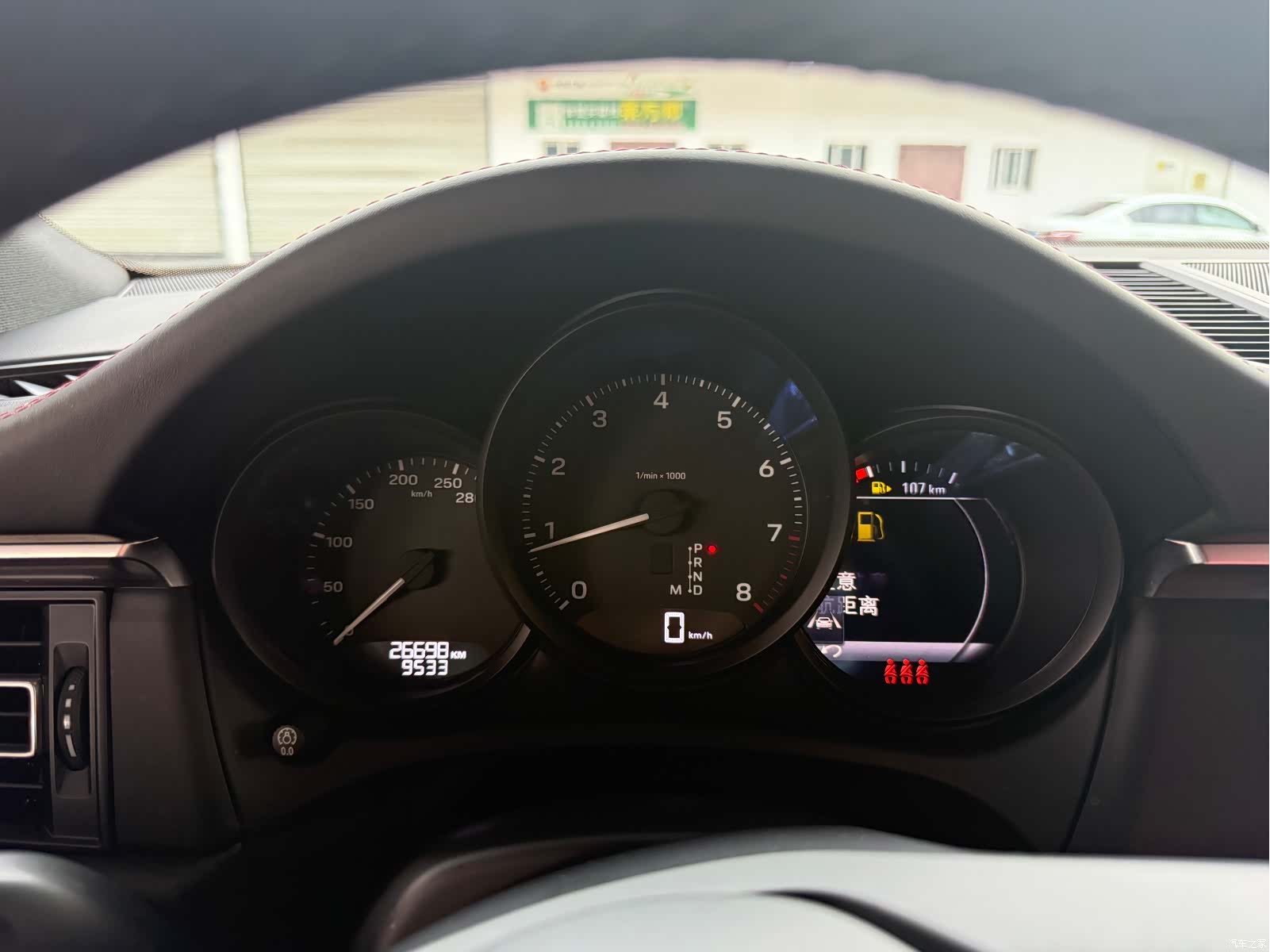 Porsche Macan, 2024 все фото