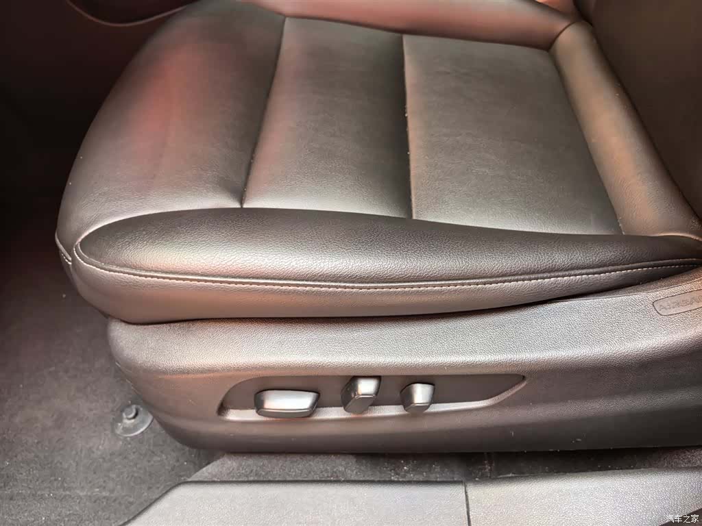 Cadillac XT4, 2021 14