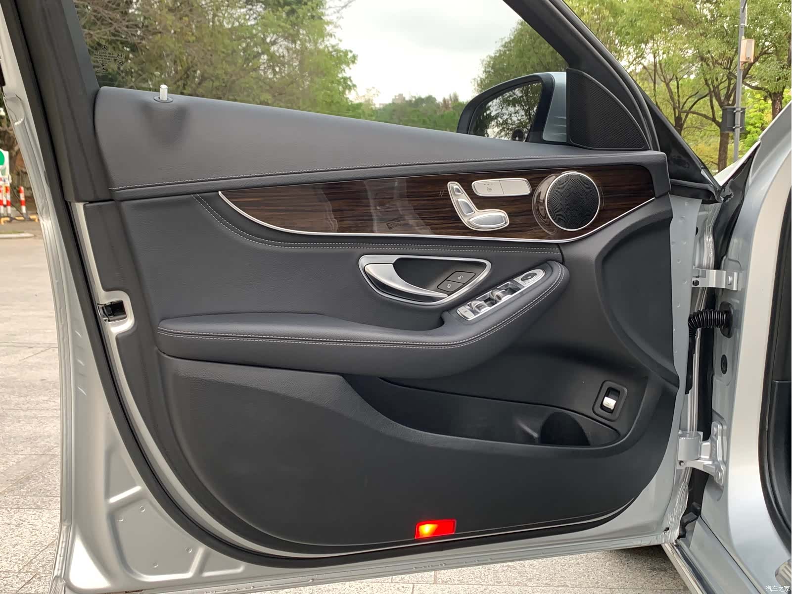 Mercedes-Benz C-Class, 2017 9
