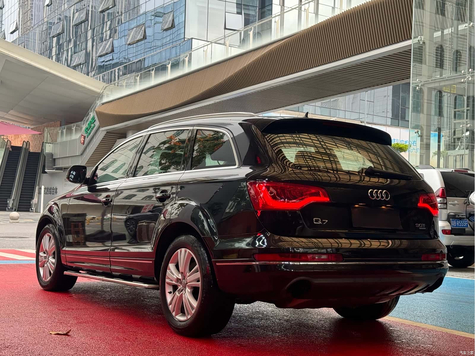 Audi Q7, 2012 6
