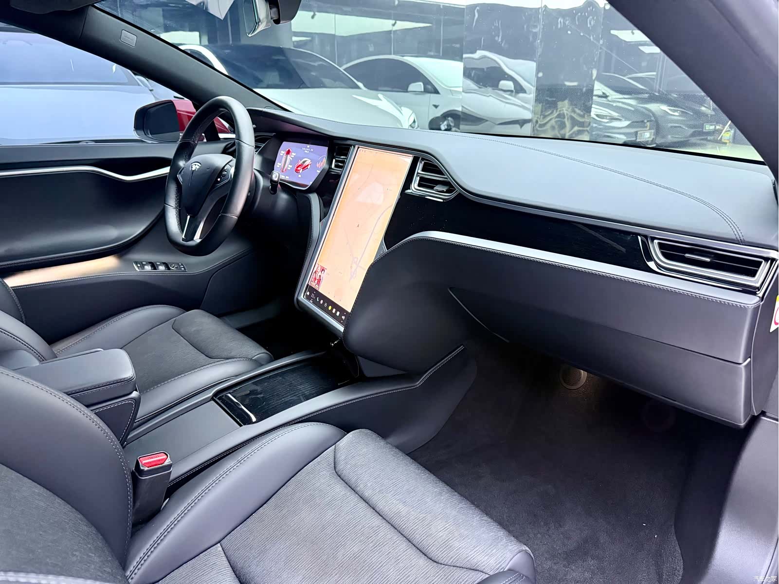 Tesla Model S, 2018 11