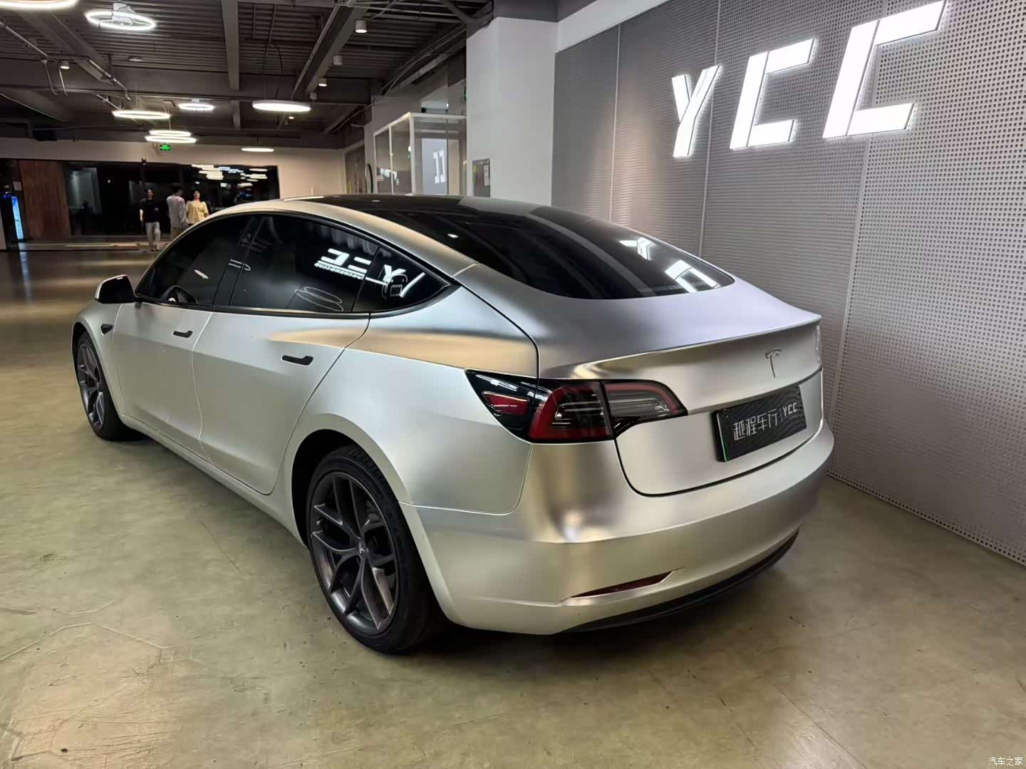 Tesla Model 3, 2022 3