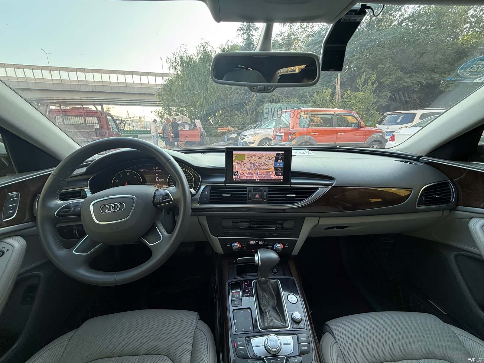Audi A6L, 2013 8
