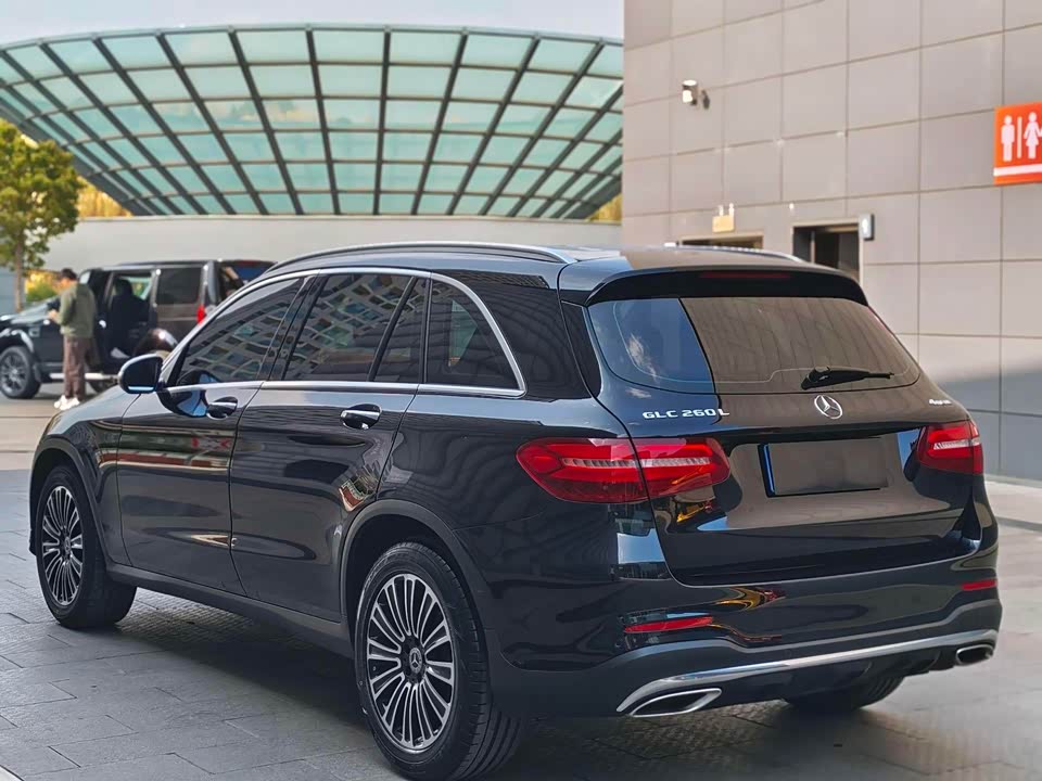Mercedes-Benz GLC Mercedes-Benz GLC