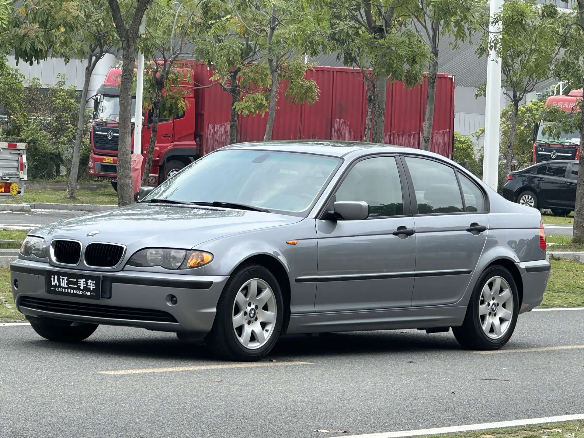 BMW 3 Series, 2005 1