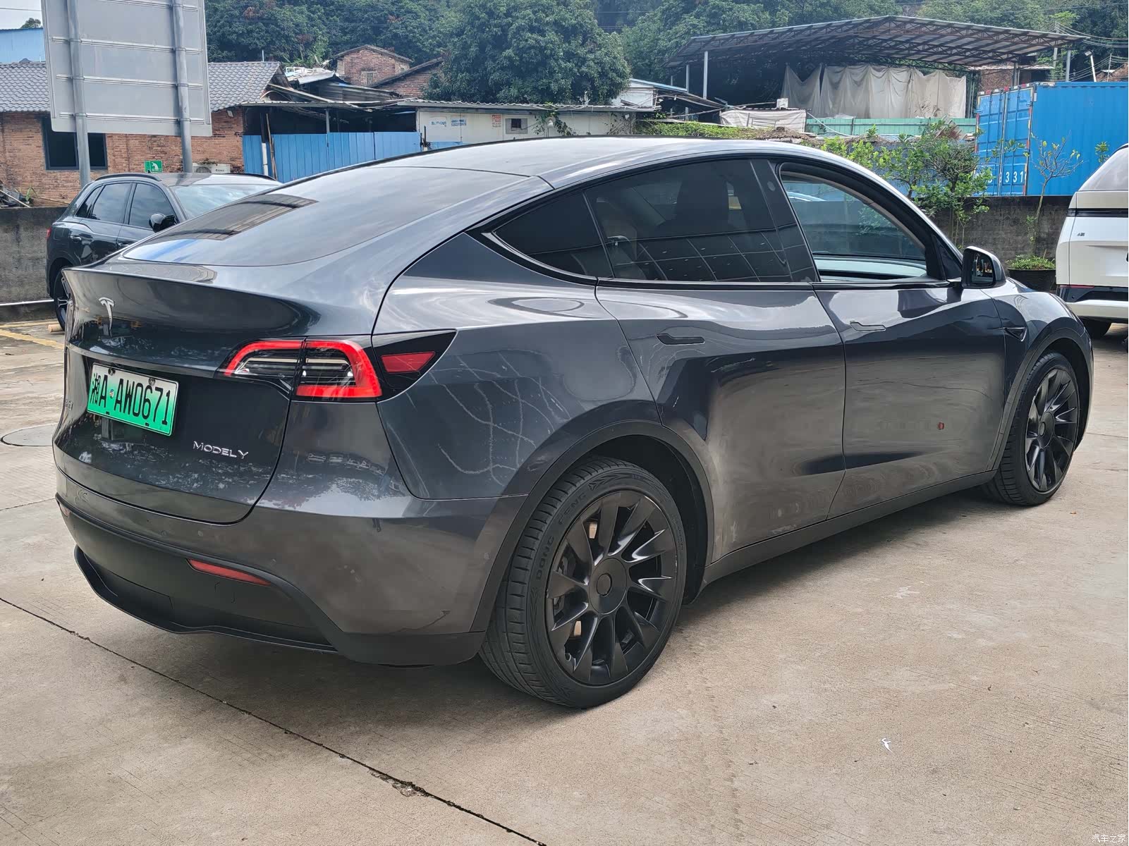 Tesla Model Y, 2021 4