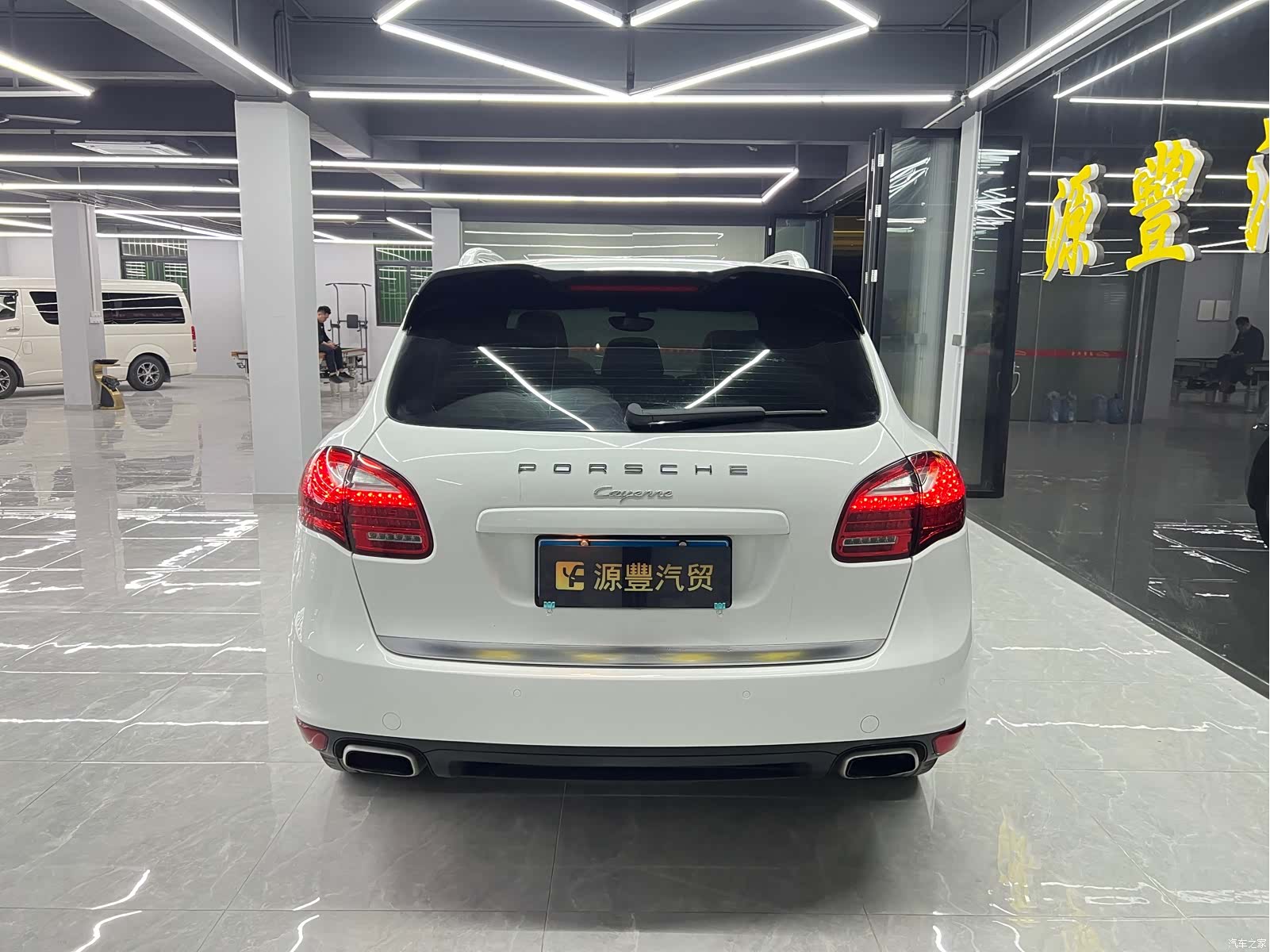 Porsche Cayenne, 2012 все фото
