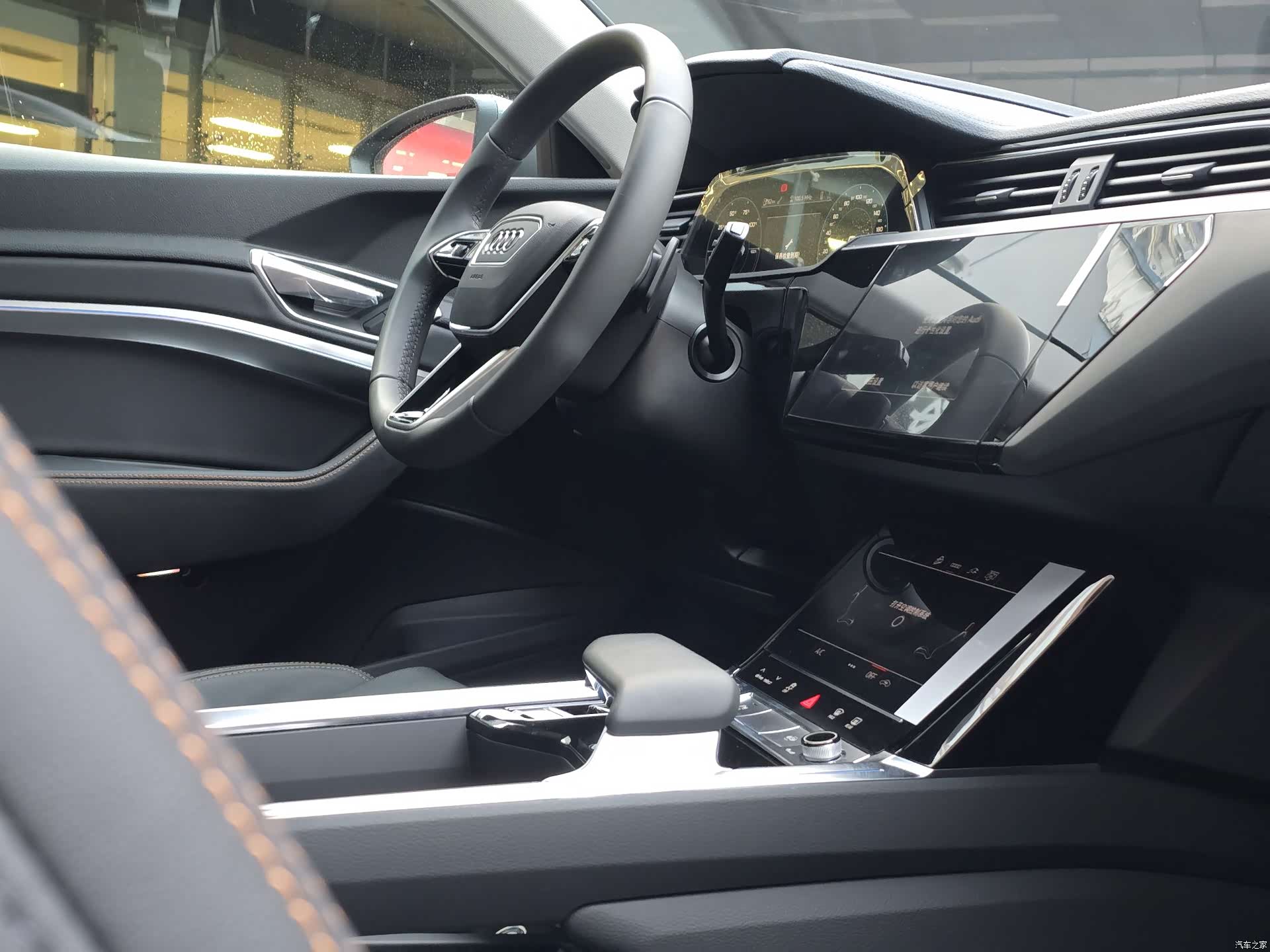 Audi e-tron, 2026 13