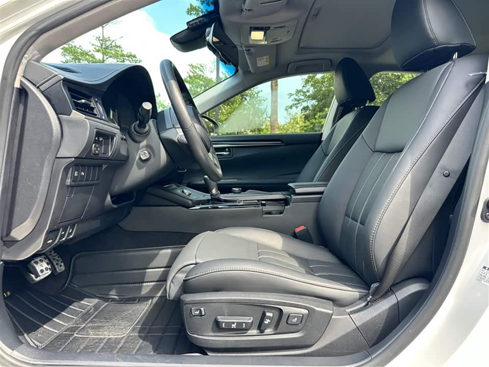 Lexus ES Lexus ES