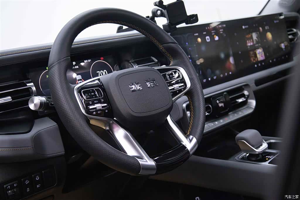 BAIC BJ40, 2025 17