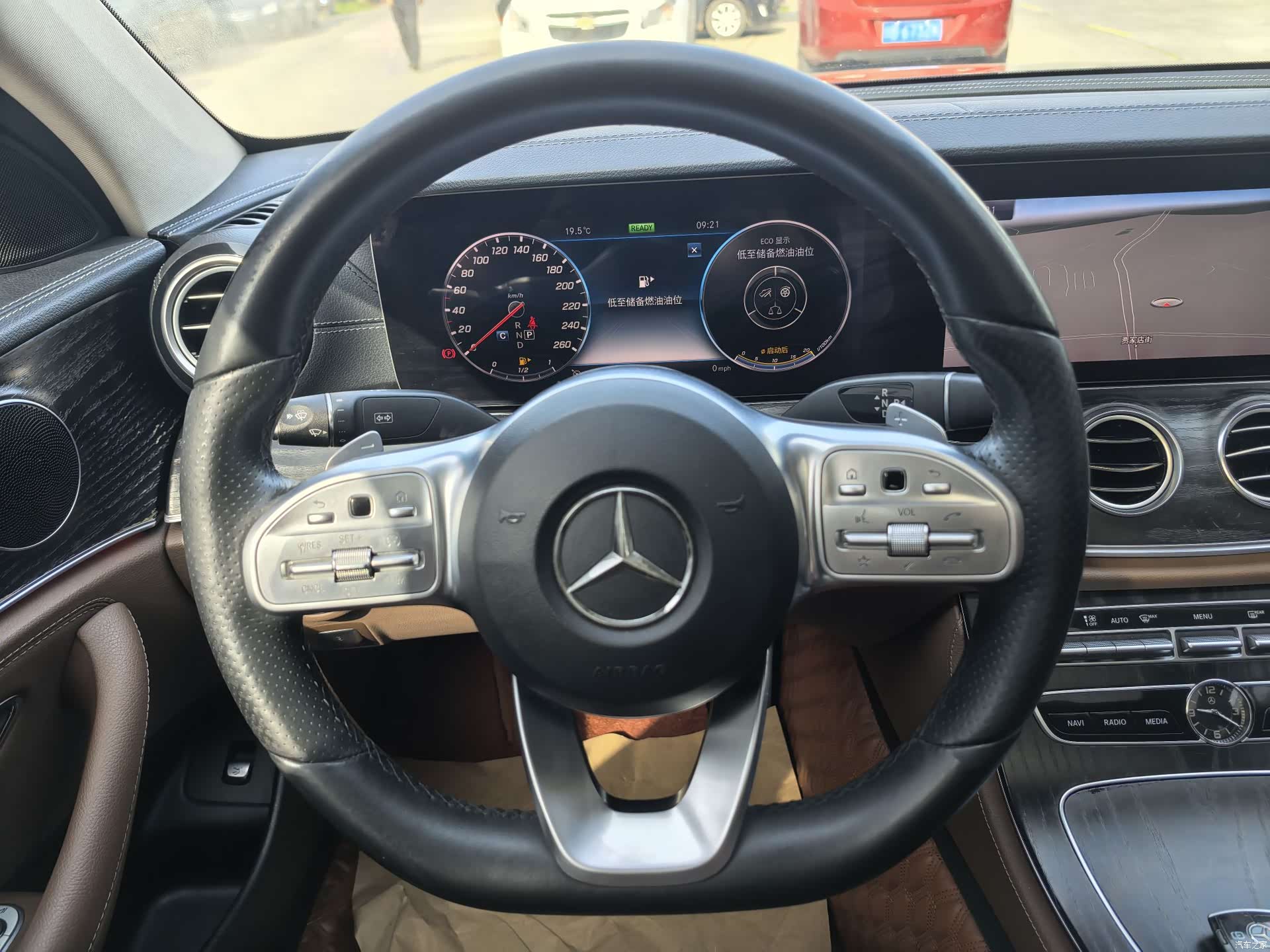 Mercedes-Benz E-Class, 2019 11