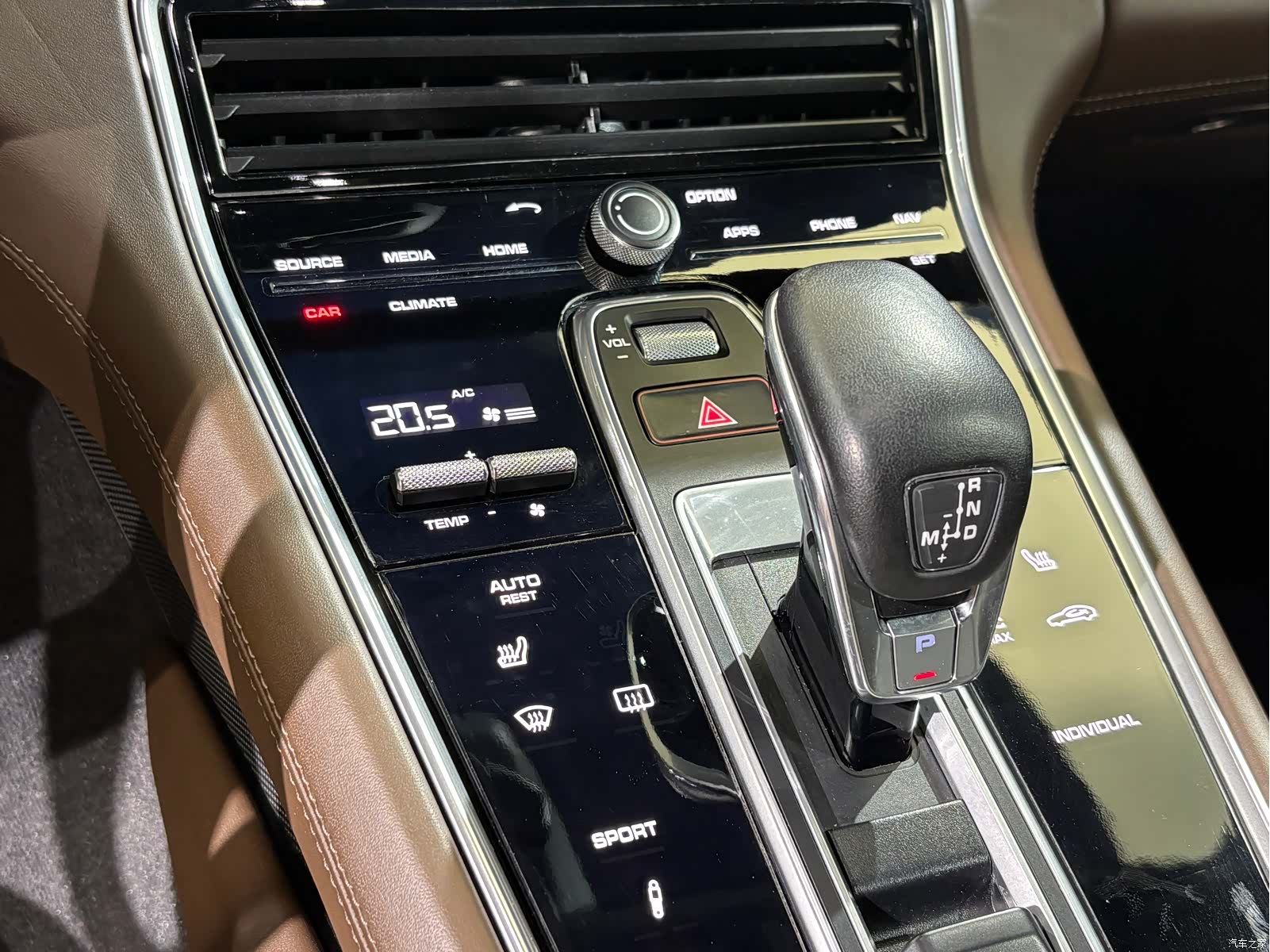 Porsche Panamera, 2018 14