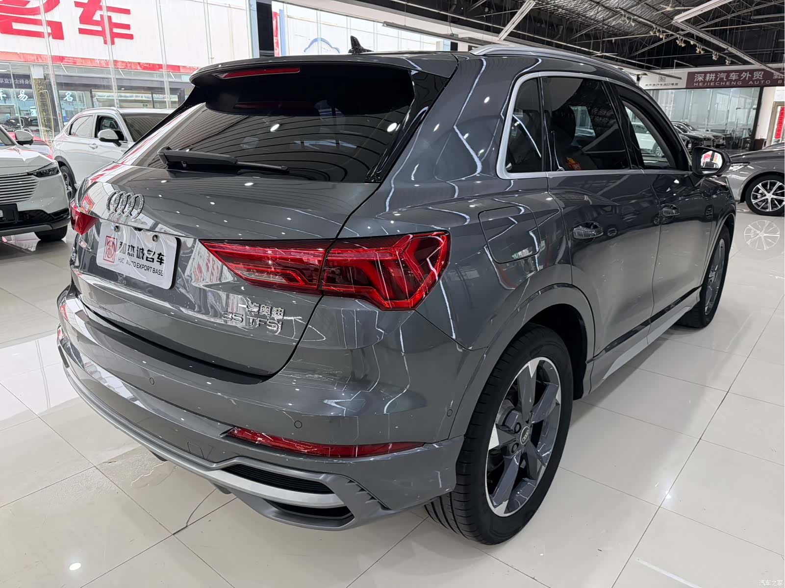Audi Q3, 2022 12