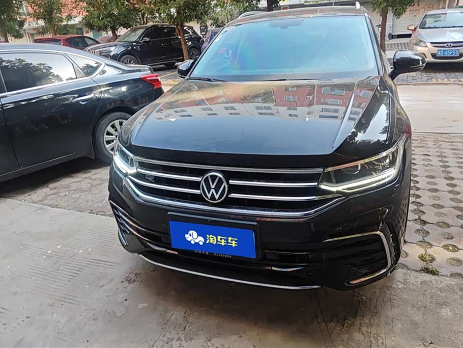 Volkswagen Tiguan L