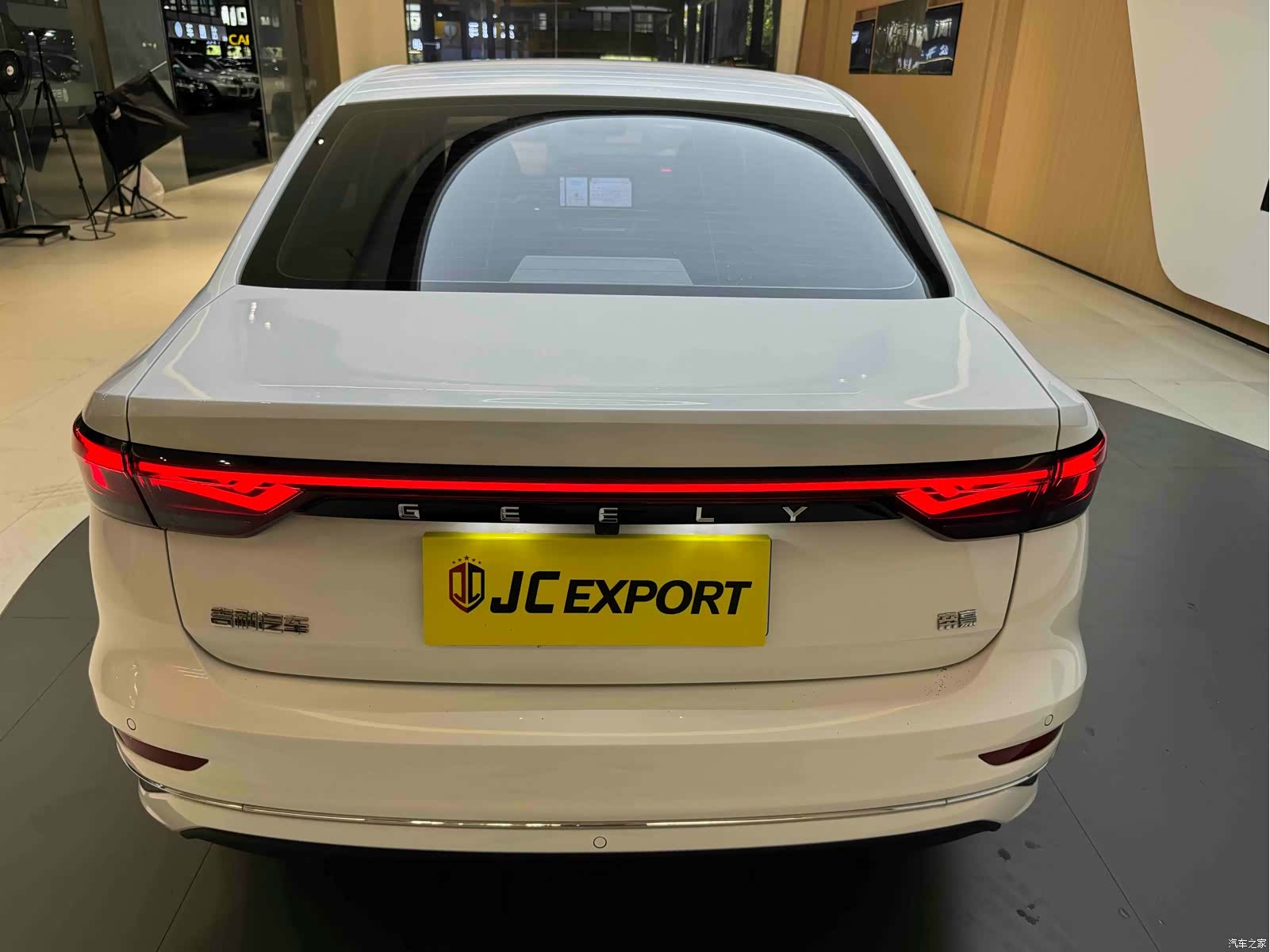 Geely Emgrand, 2024 10