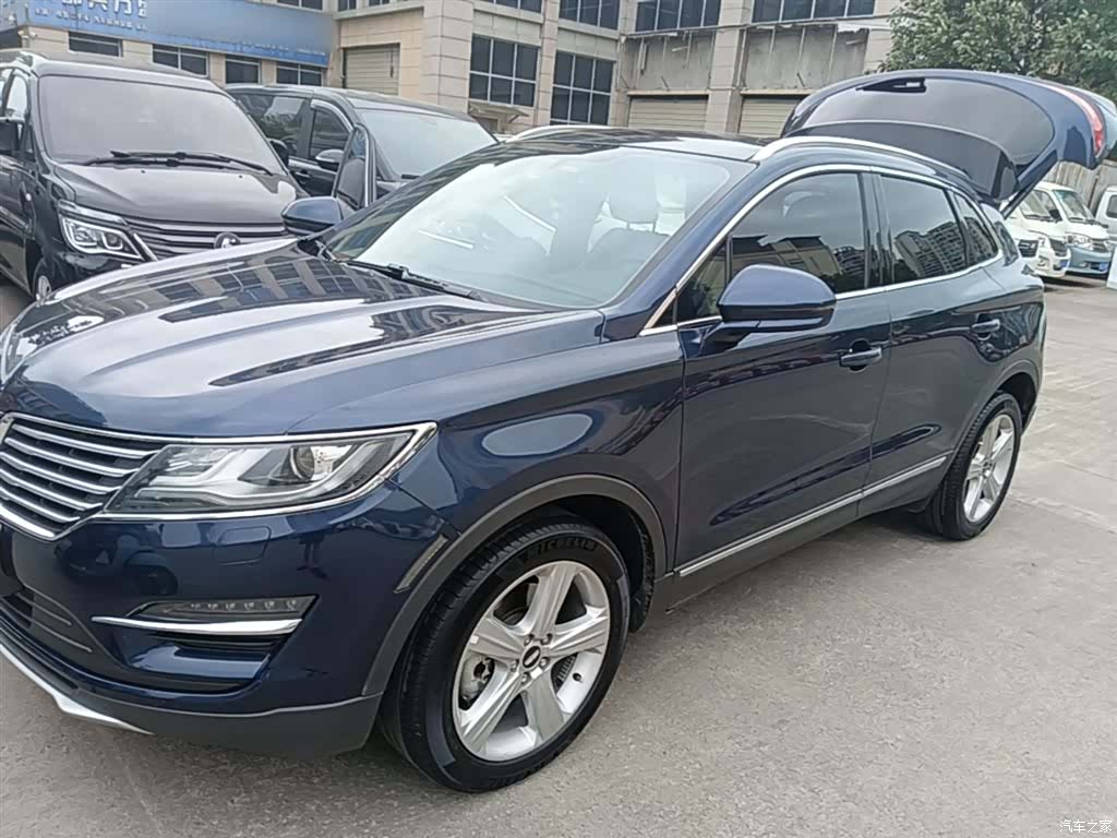 Lincoln MKC, 2018 2
