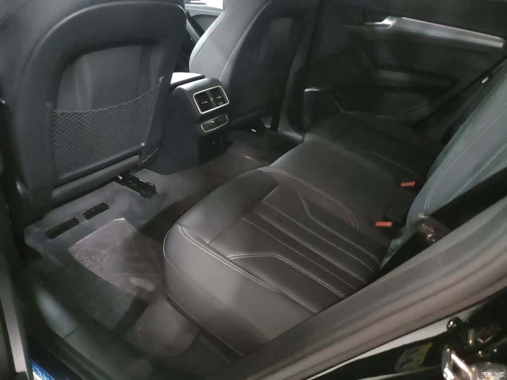 Audi Q5L, 2022 17