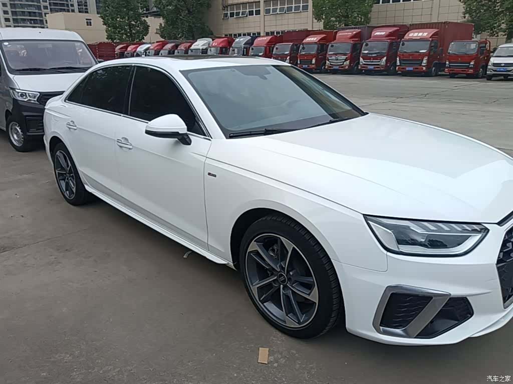Audi A4L, 2022 4