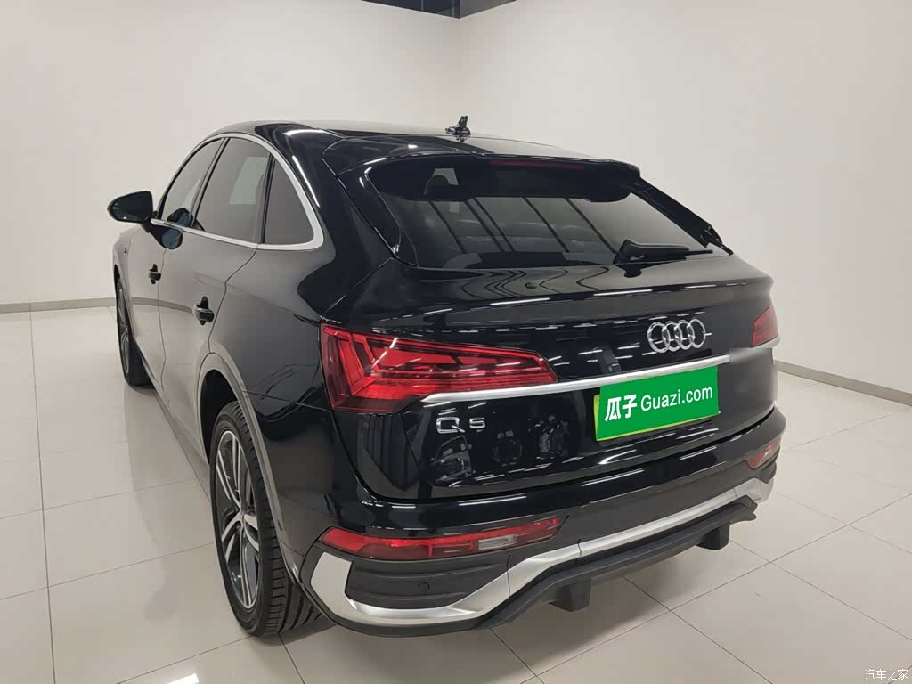Audi Q5L, 2022 все фото
