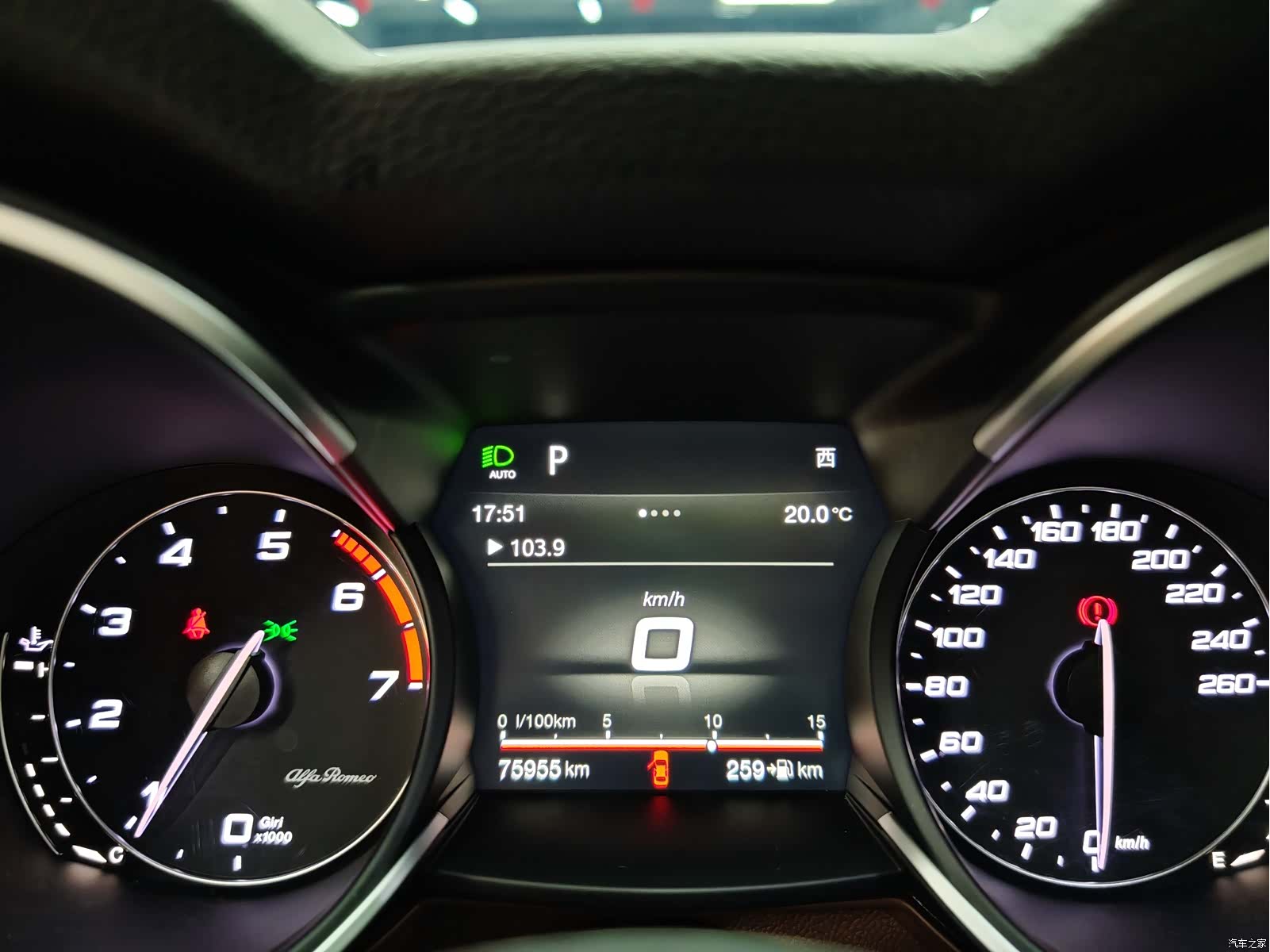 Alfa Romeo Stelvio, 2018 28