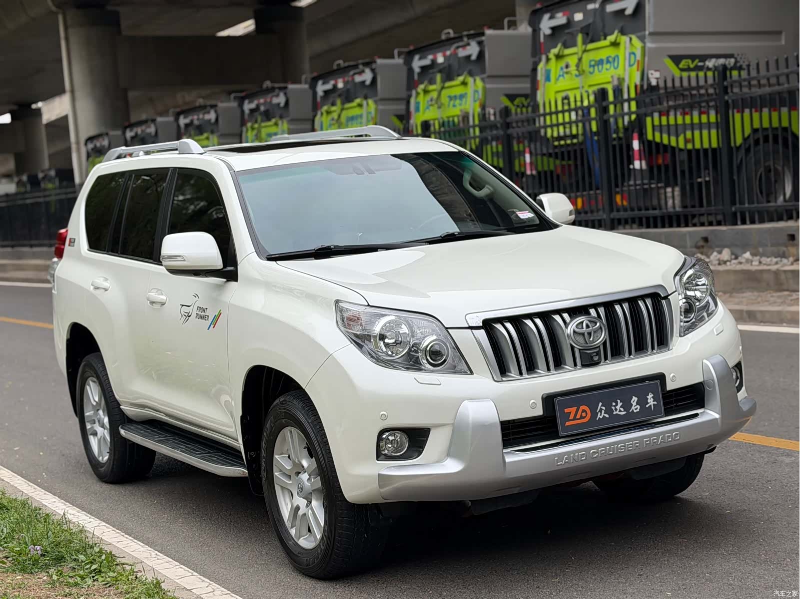 Toyota Prado, 2010 3