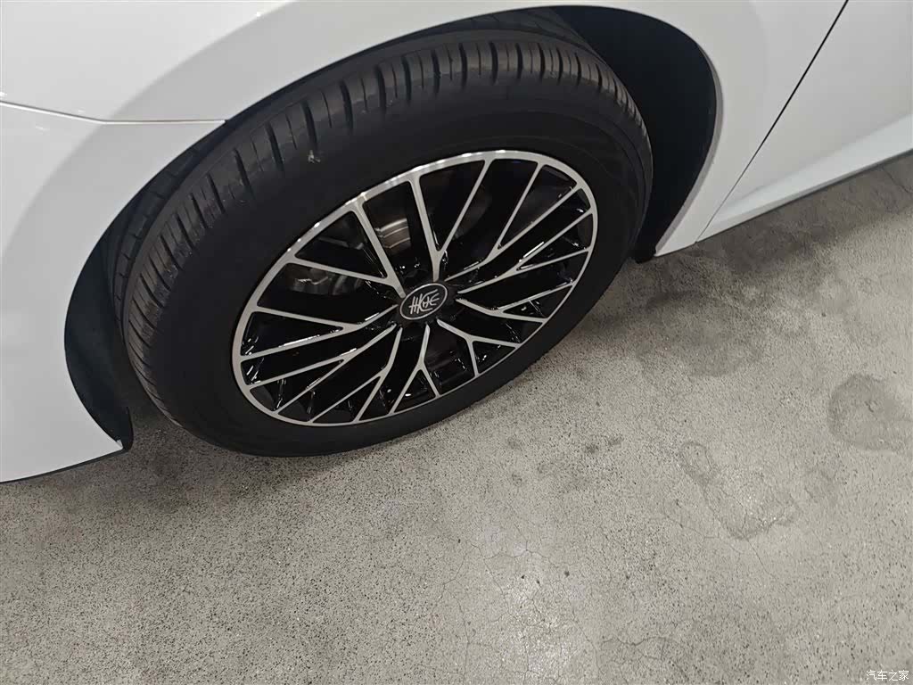BYD Qin, 2025 23