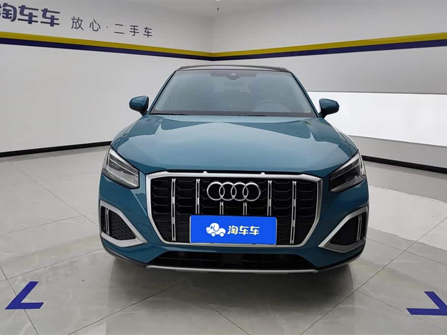 Audi Q2L