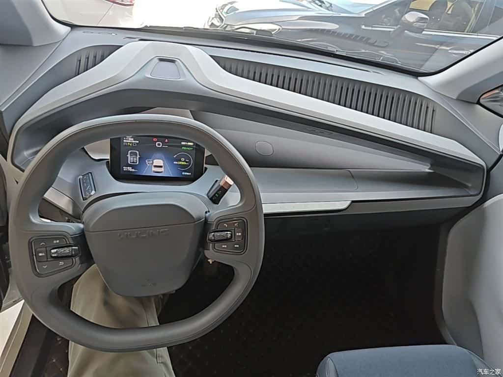 Wuling NanoEV, 2022 все фото