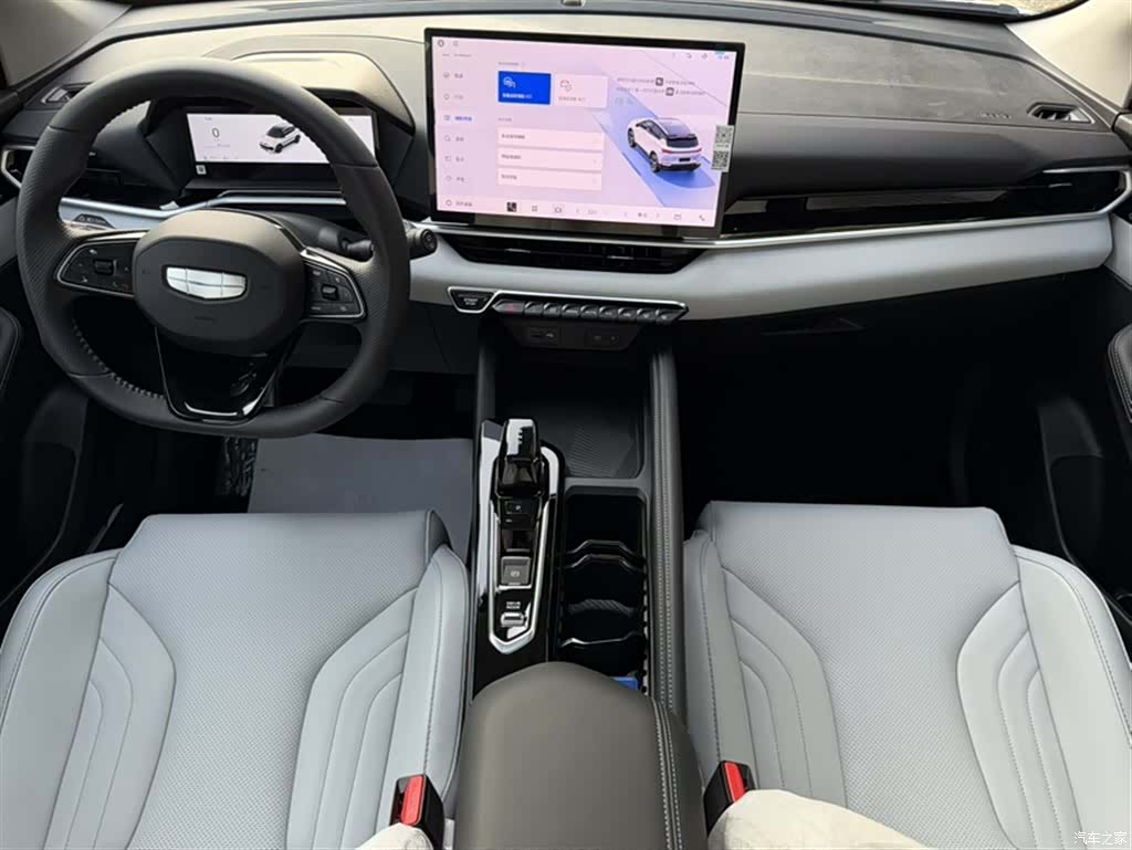 Geely Coolray, 2026 21