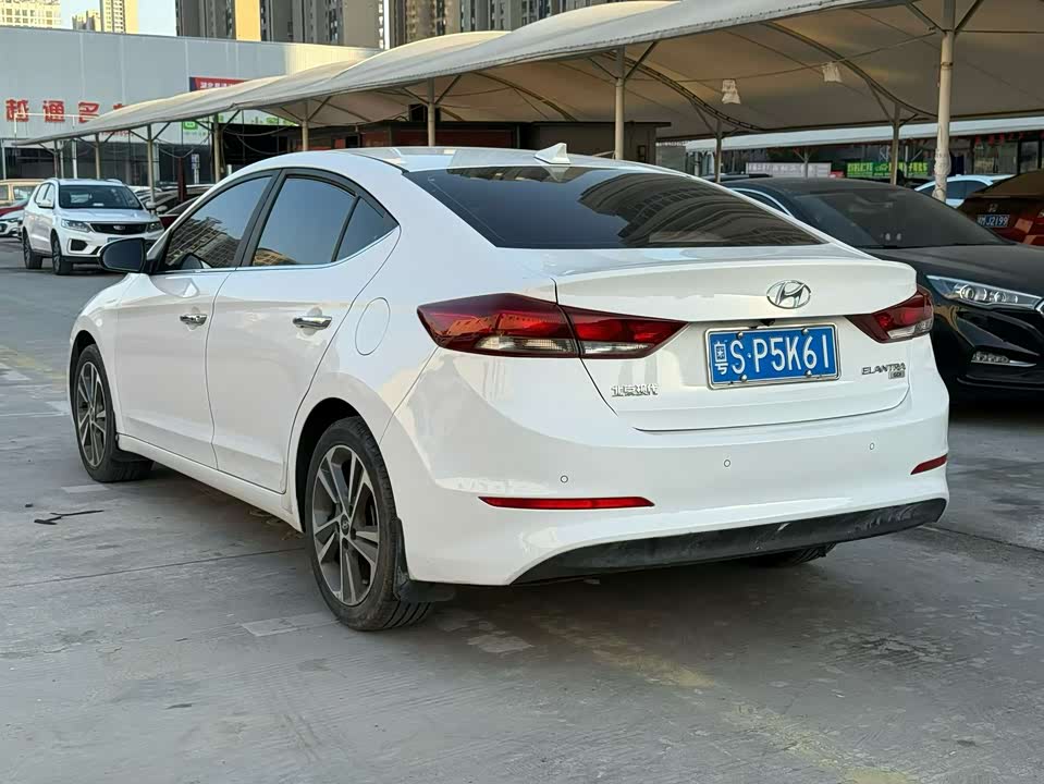 Hyundai Lead