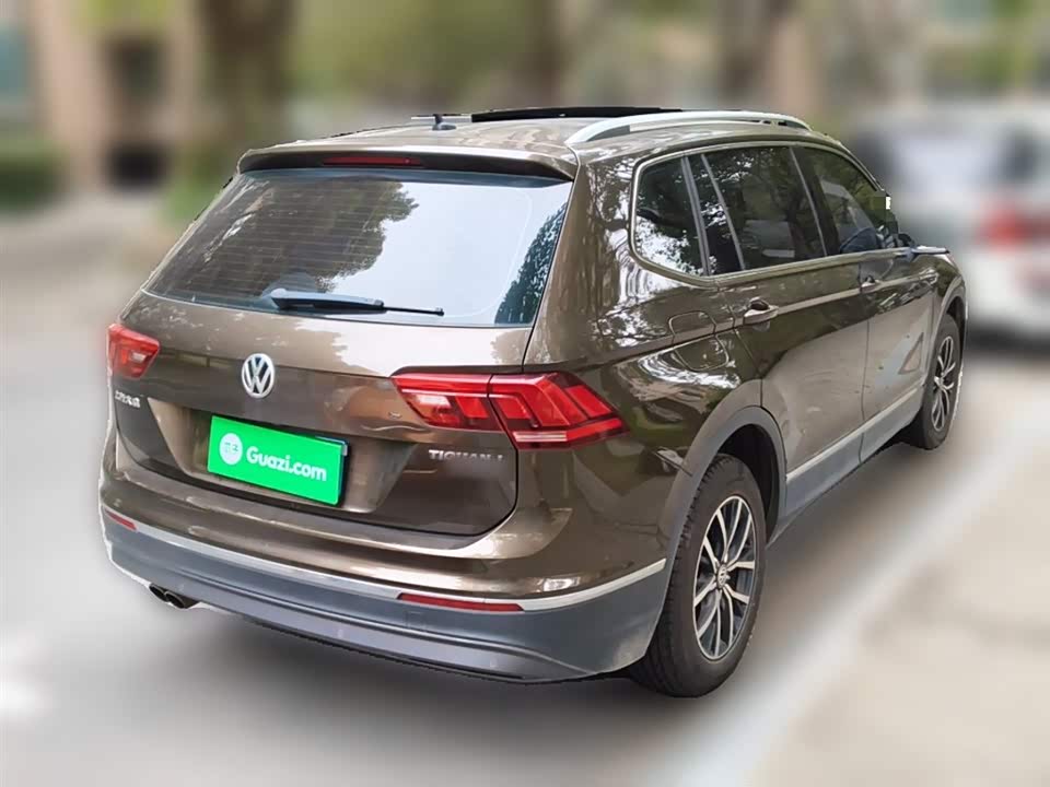 Volkswagen Tiguan L