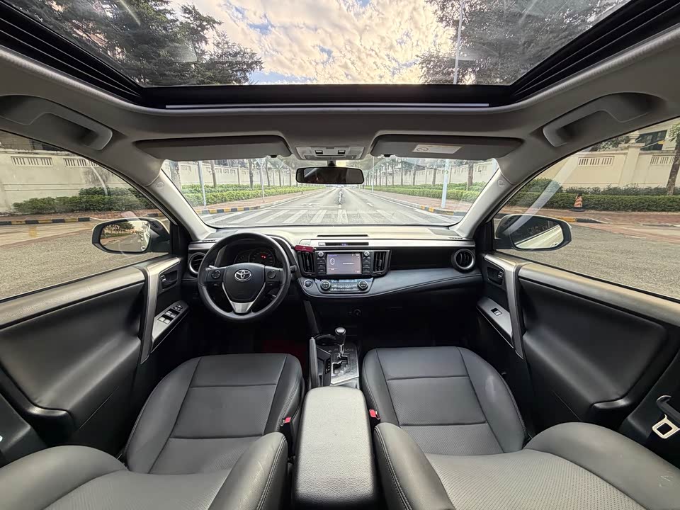 Toyota RAV4 Rongfang