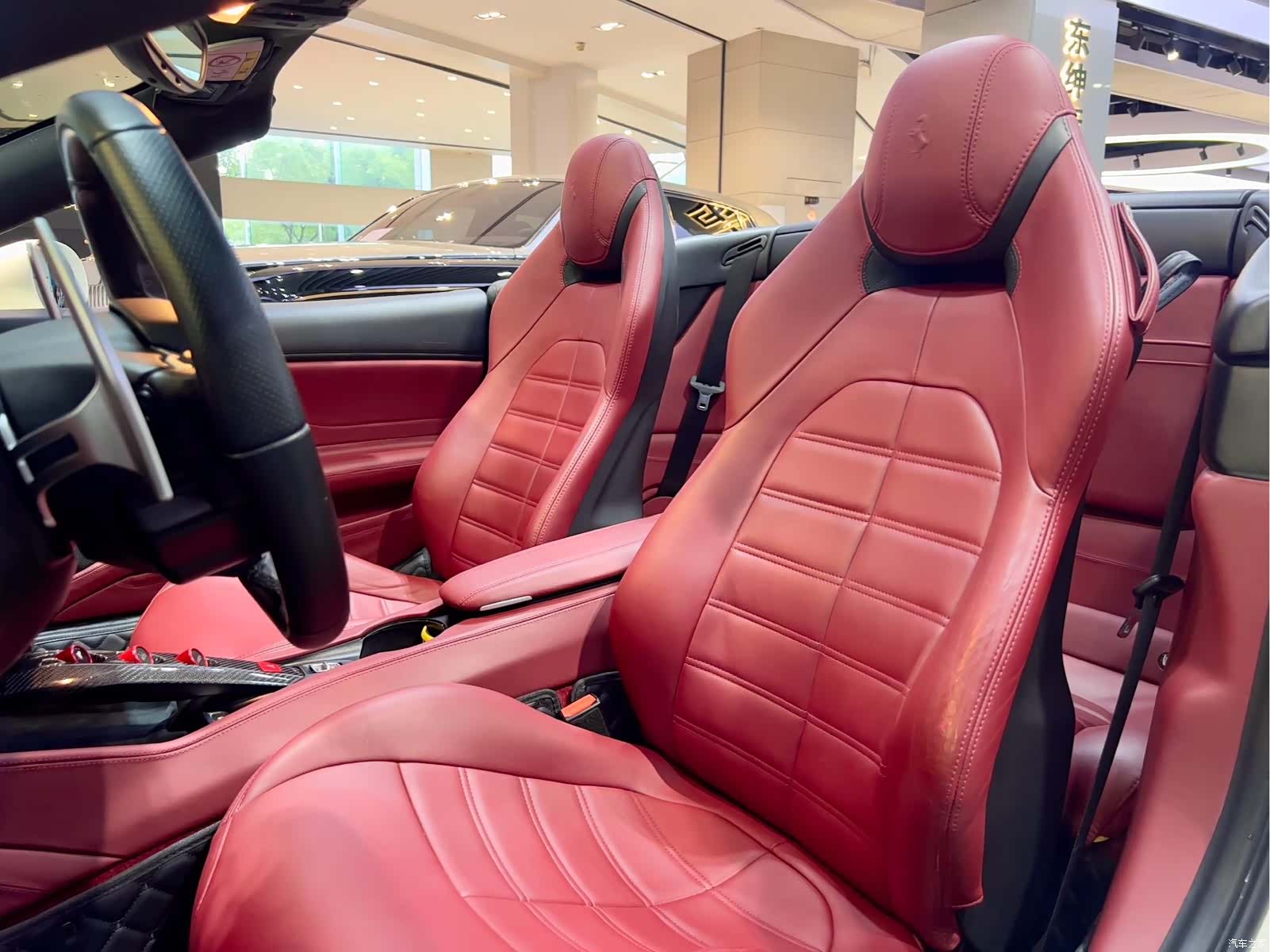Ferrari California, 2015 15