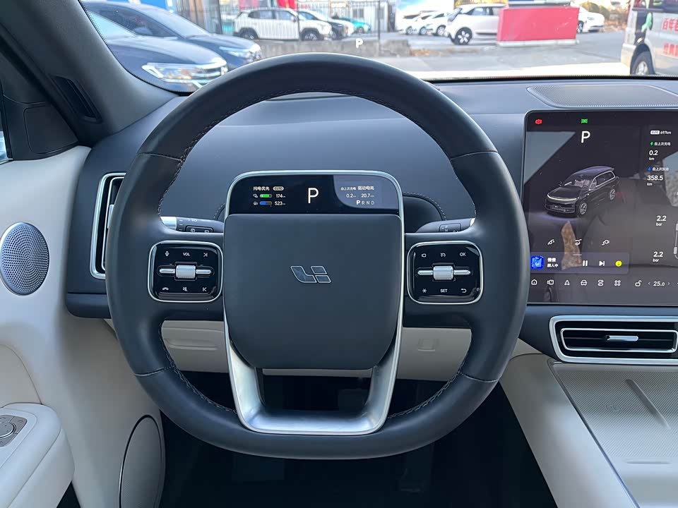 Li Auto Ideal L9