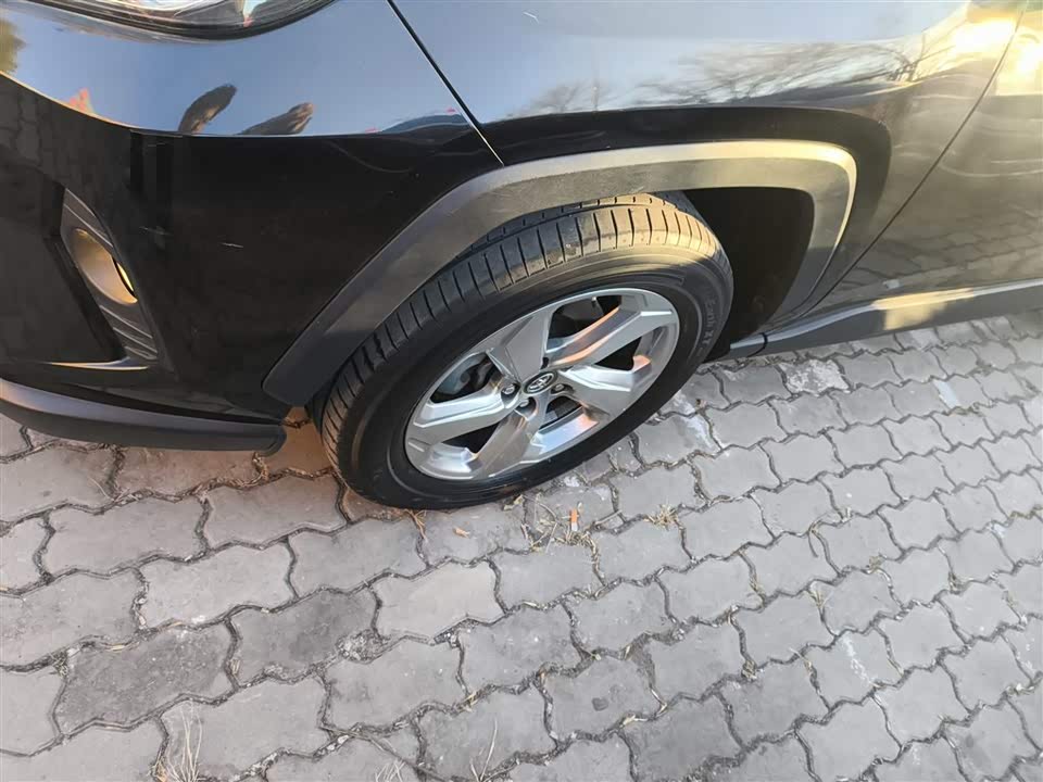 Toyota RAV4 Rongfang