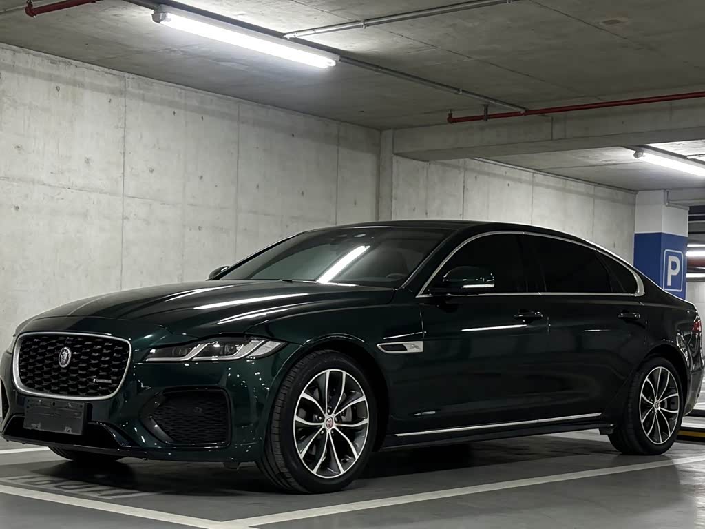Jaguar XFL