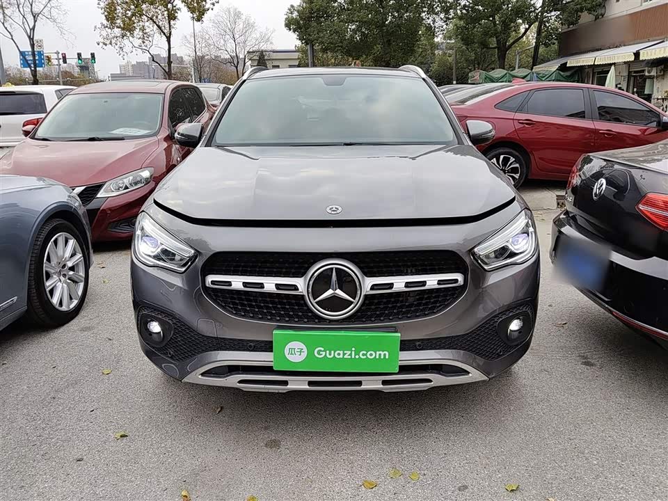 Mercedes-Benz GLA
