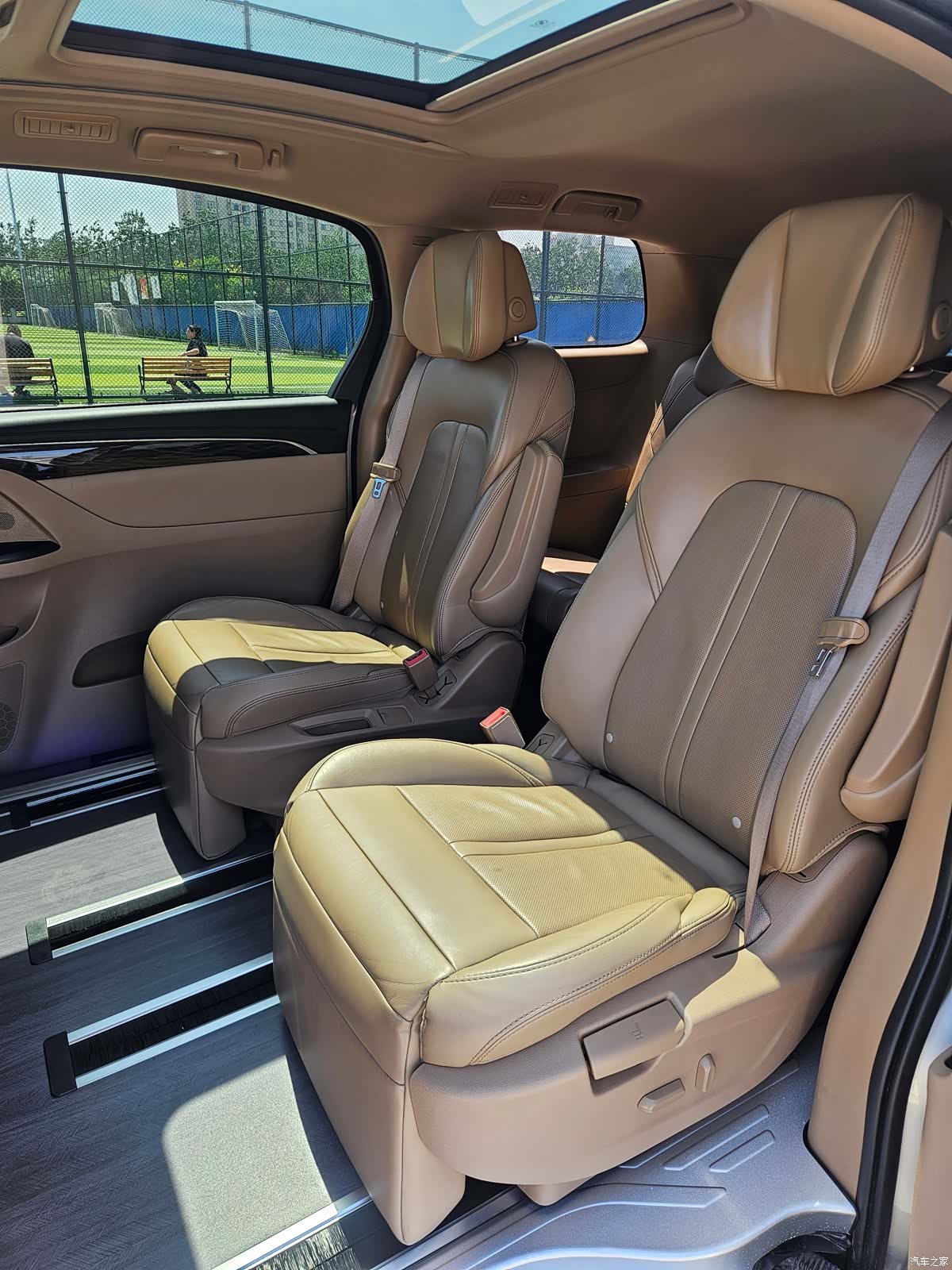 Buick GL8, 2019 12