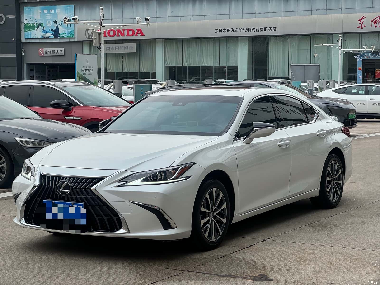 Lexus ES, 2024 2