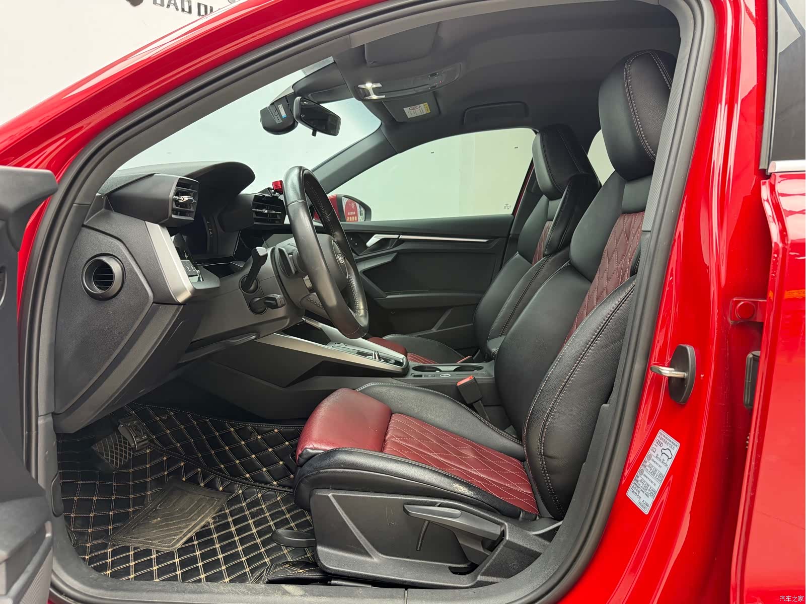 Audi A3, 2022 все фото